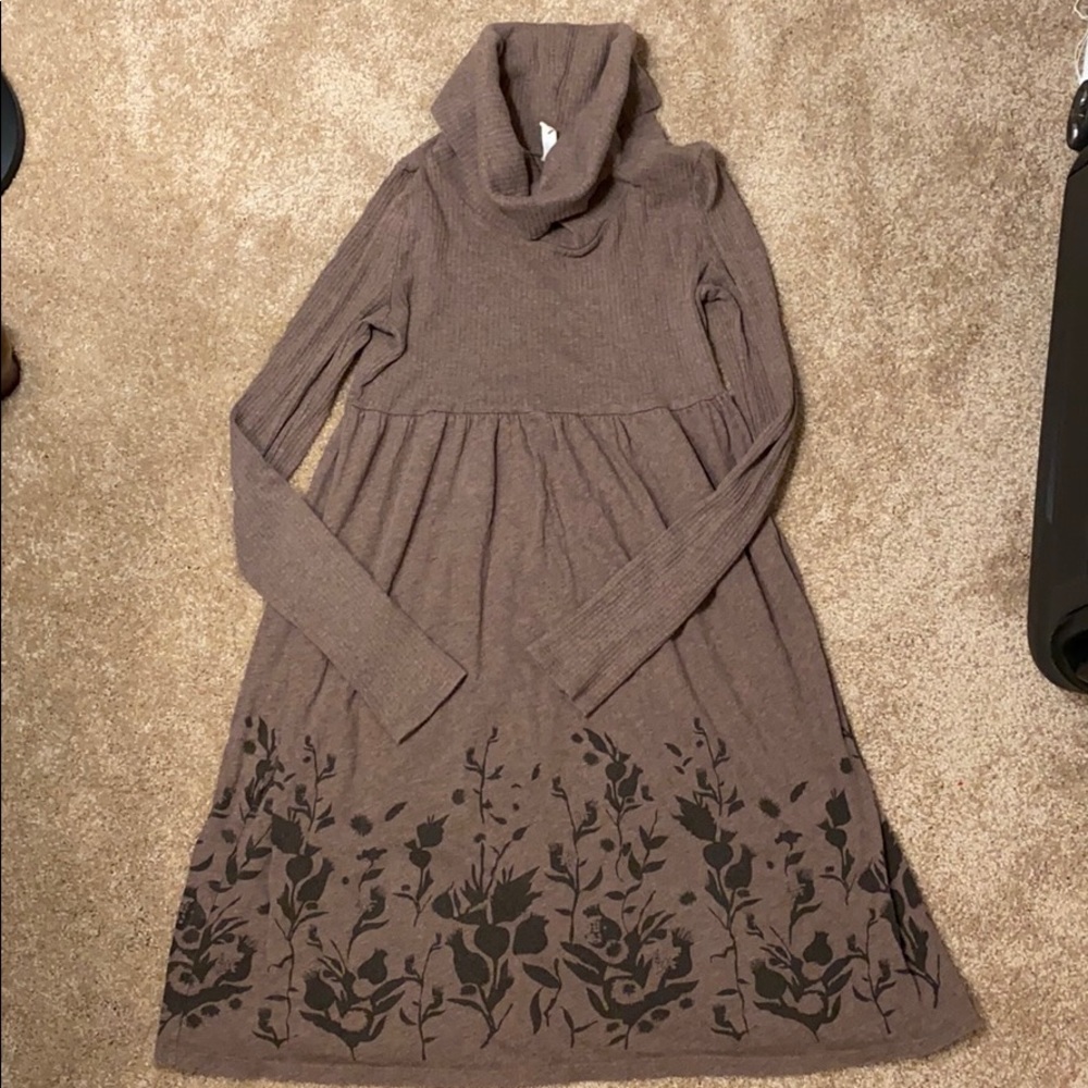 Old Navy Turtleneck Floral Print Dress